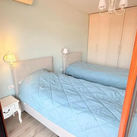 аквамарин - гардън бийч Apartman *