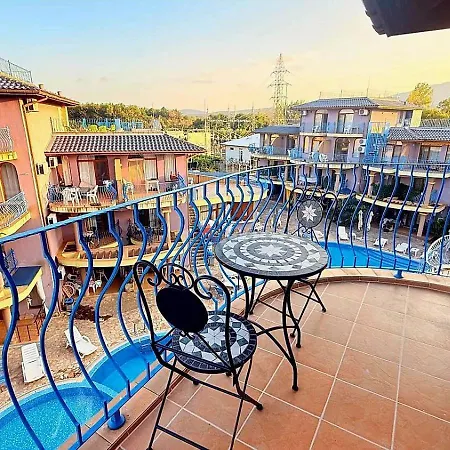 аквамарин - гардън бийч Apartman *